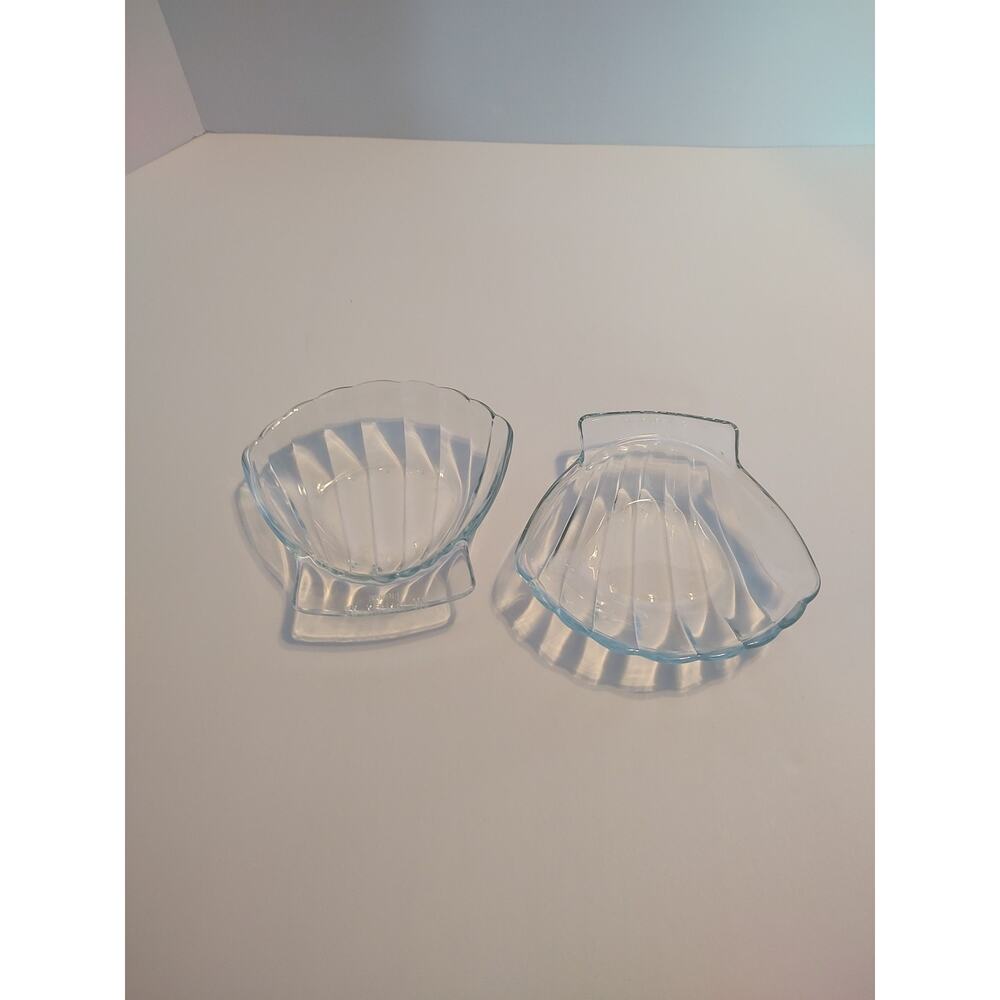 Vintage Pyrex #435 Scallop Shell Glass Dish Made in France, Pair Of 2